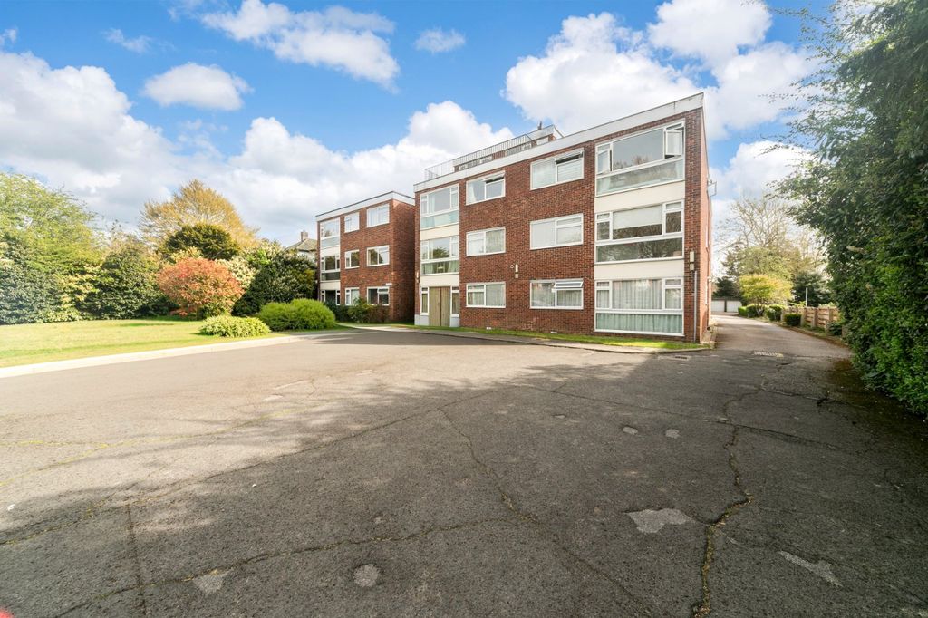 Additional image 16 of 2 bed flat for saleFoxgrove Road, Beckenham BR3