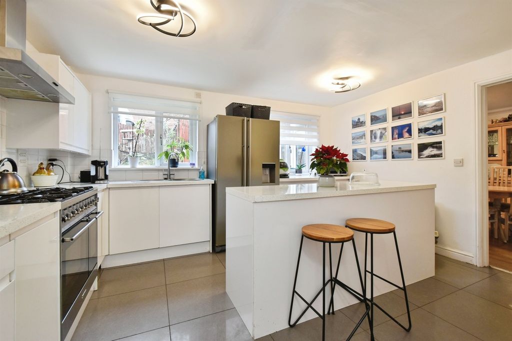 Additional image 10 of 4 bed detached house for saleGlas Y Gors, Aberdare CF44