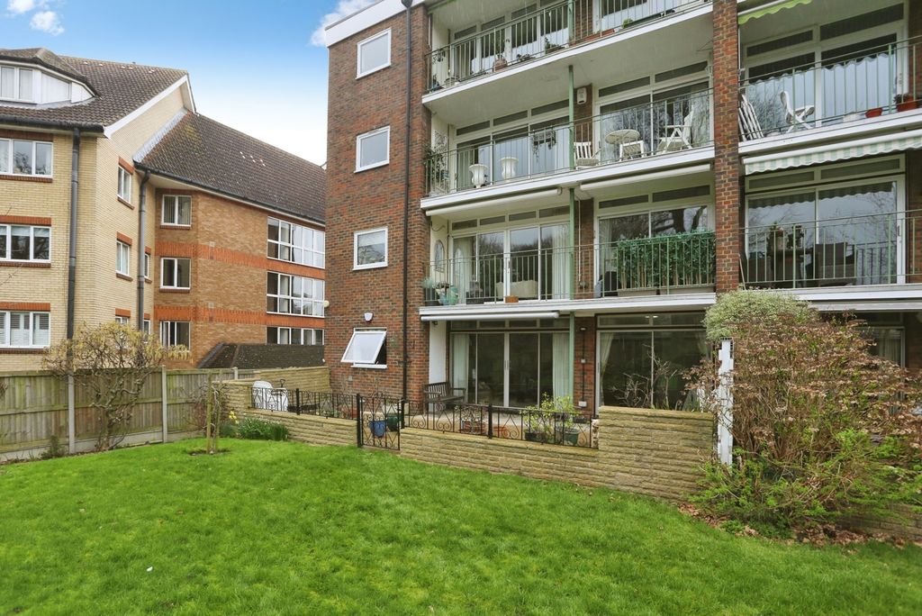 Additional image 12 of 3 bed flat for saleCourt Downs Road, Beckenham BR3