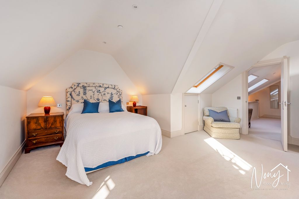 Additional image 26 of 4 bed detached house for saleStiles Yard, Alresford SO24