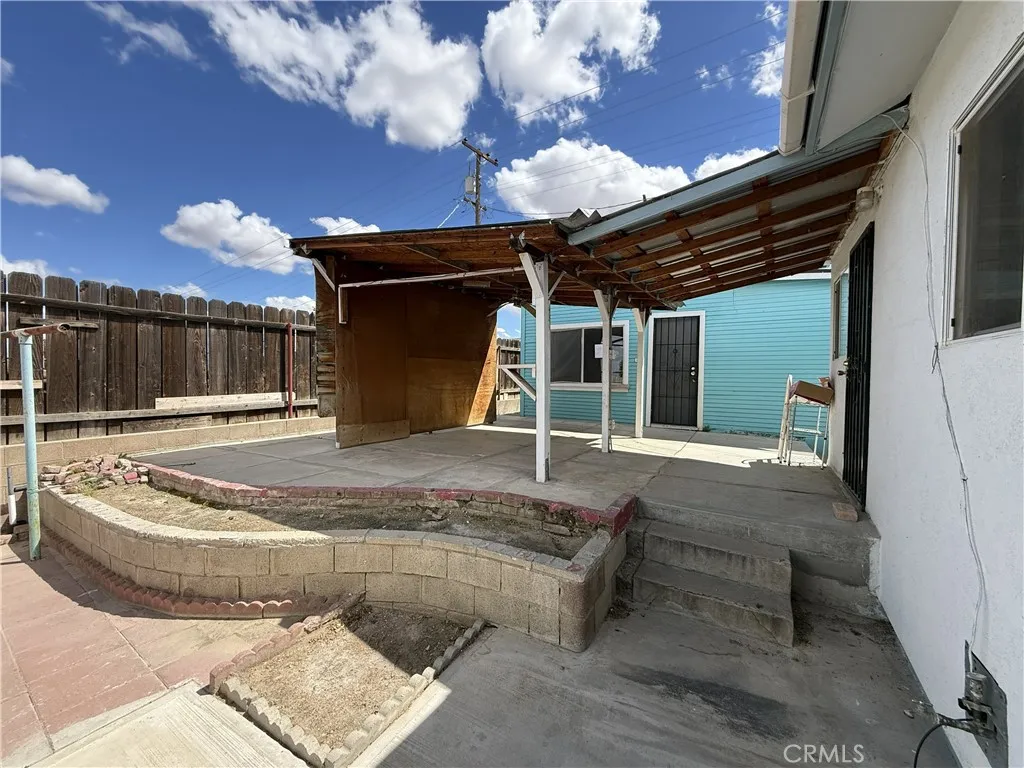 Additional image 52 of 407 E Street, Taft, CA 93268
