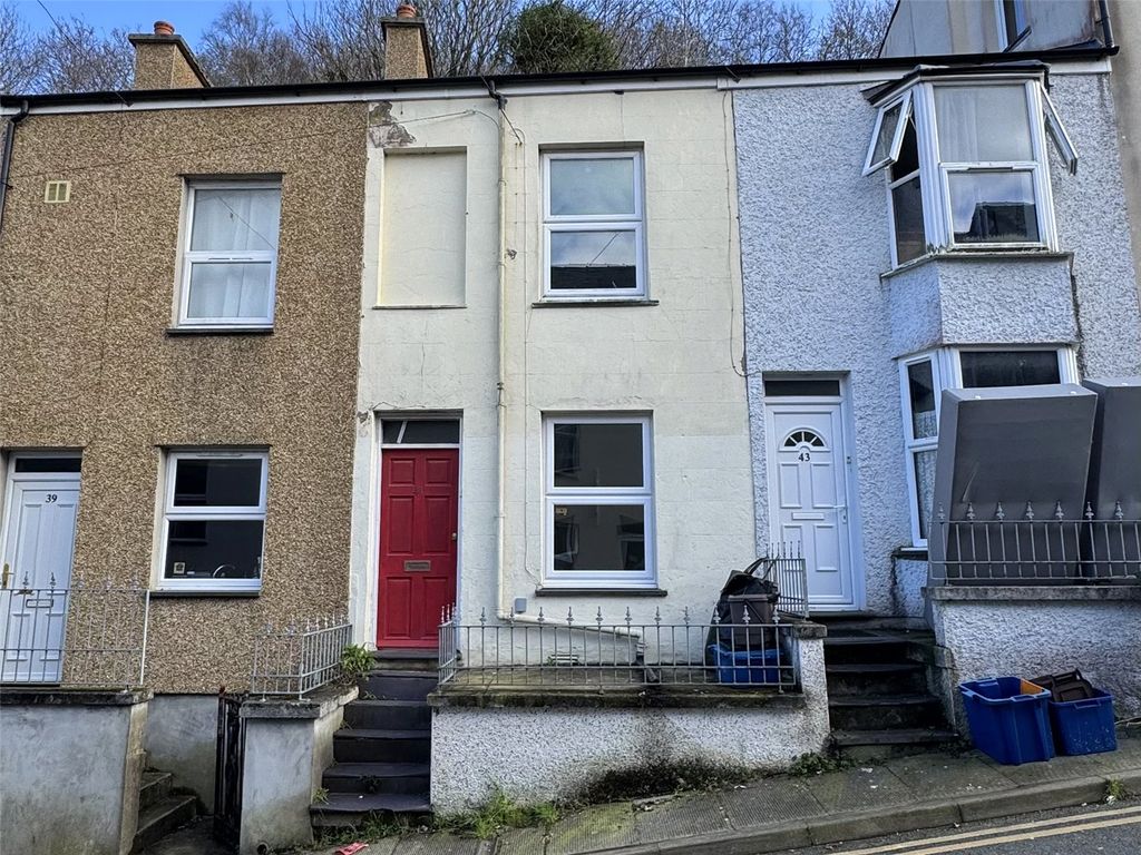 2 bed terraced house for saleCaellepa, Bangor, Gwynedd LL57