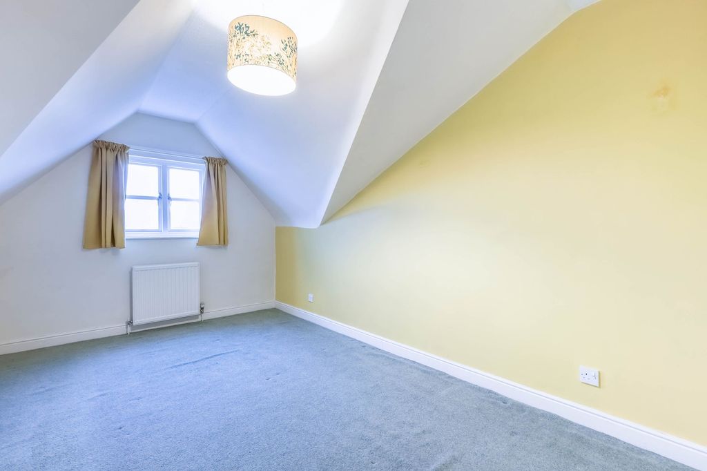 Additional image 11 of 2 bed flat for sale19 High Fellside, Kendal LA9