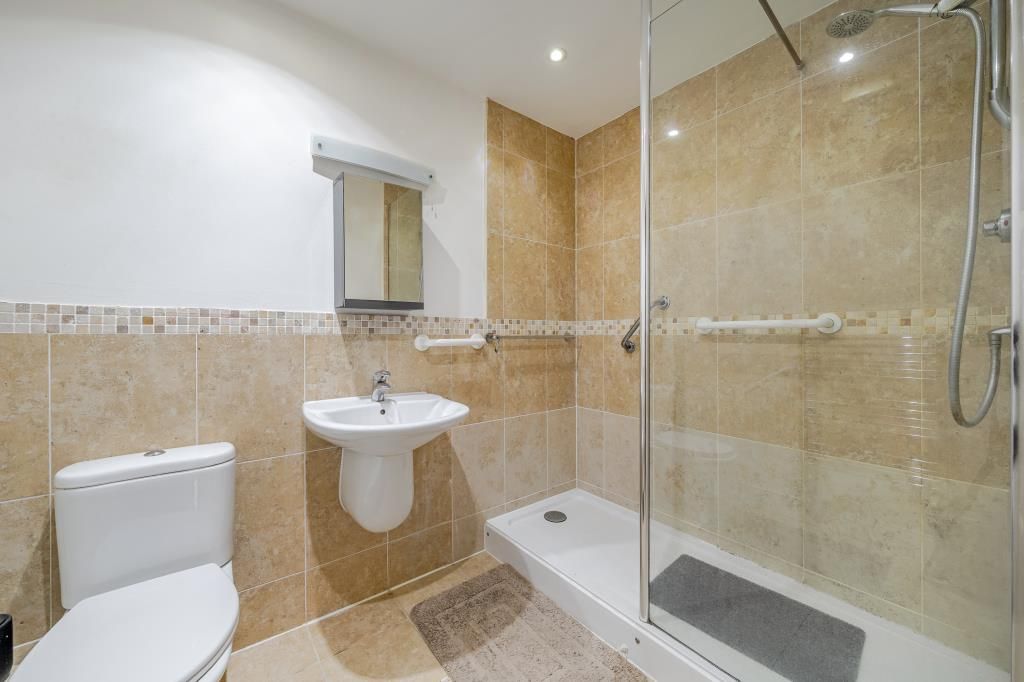 Additional image 13 of 2 bed flat for saleBagshot, Surrey GU19