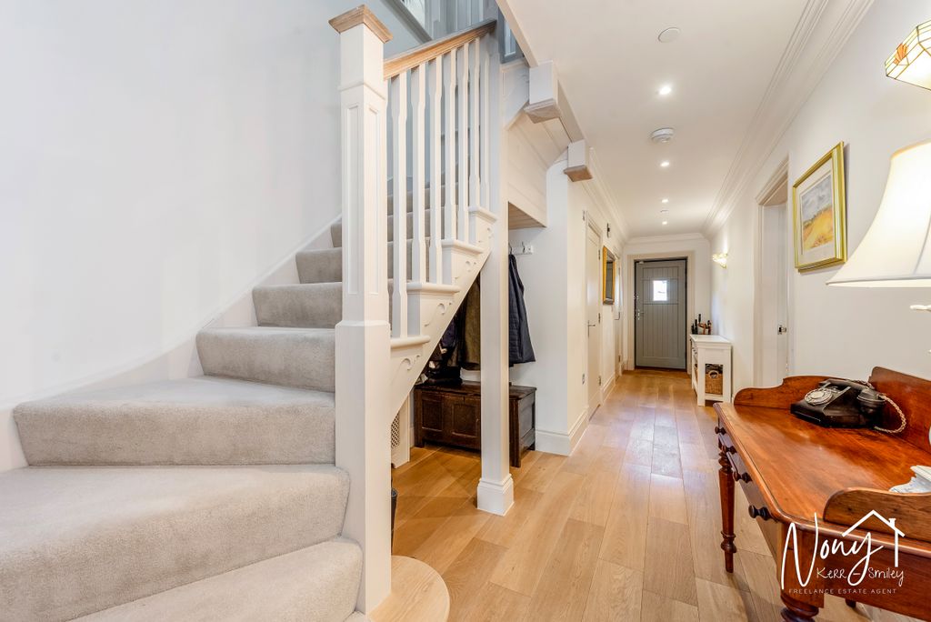 Additional image 13 of 4 bed detached house for saleStiles Yard, Alresford SO24