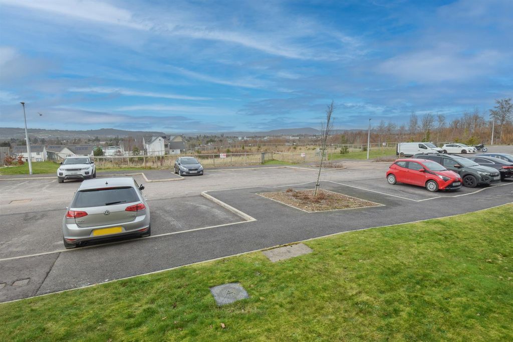 Additional image 15 of 2 bed flat for sale35 Countess Park, Slackbuie, Inverness IV2