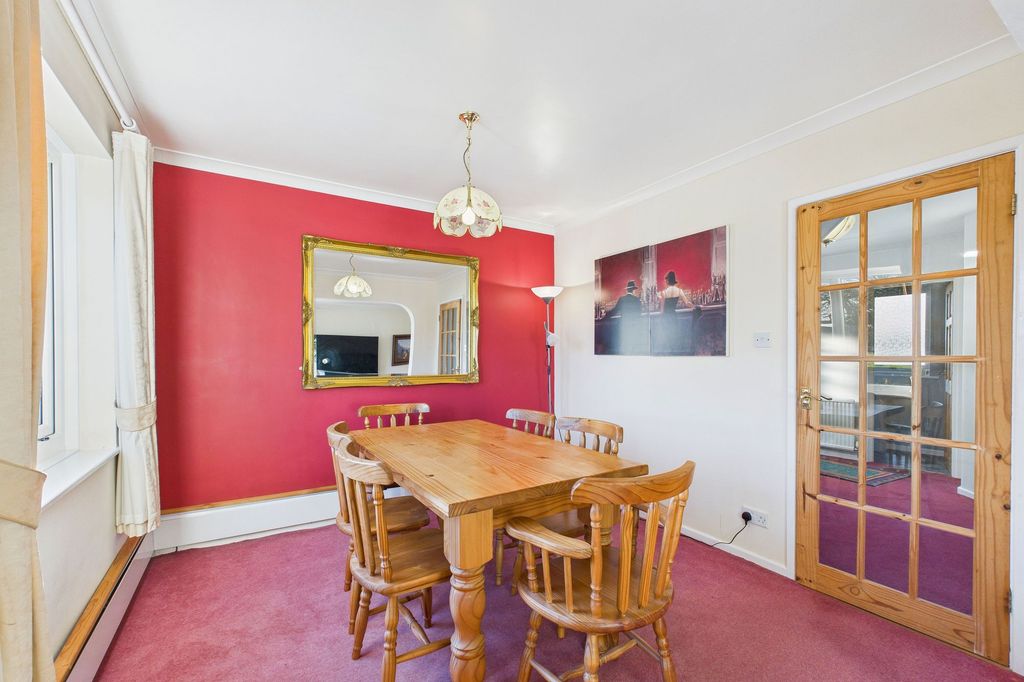 5 bed detached house for saleMeadowfield, Gosforth CA20 photo 5
