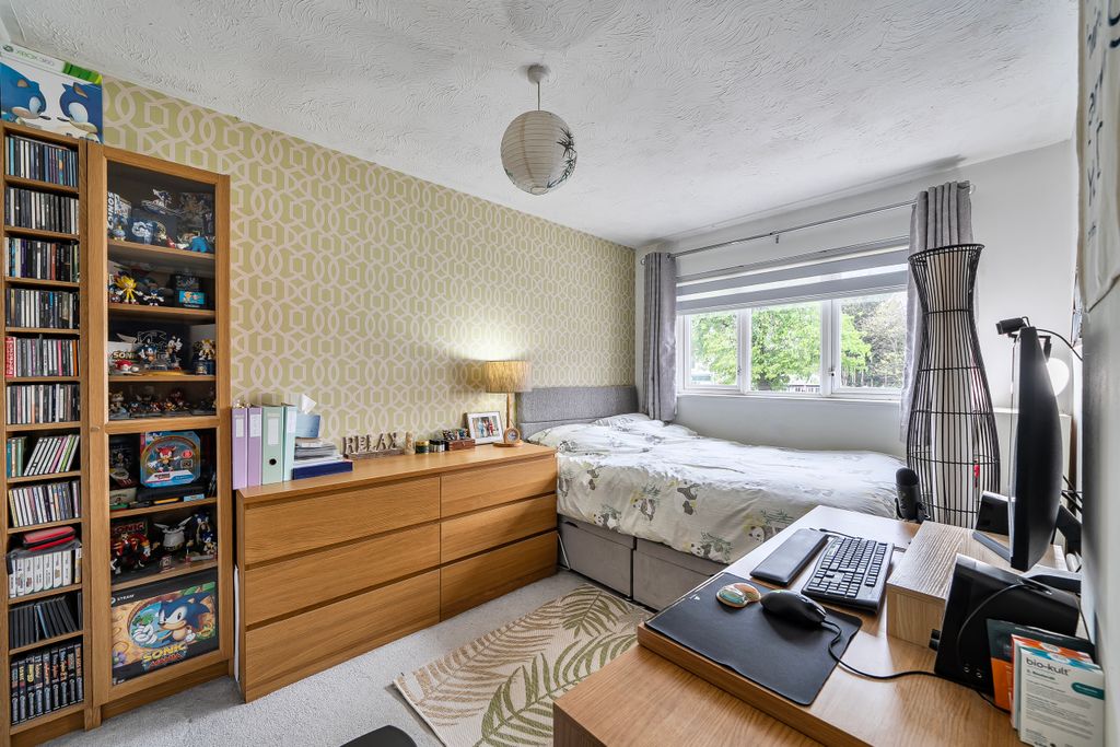 Additional image 9 of 4 bed end terrace house for saleLapwing Way, Abbots Langley, Hertfordshire WD5
