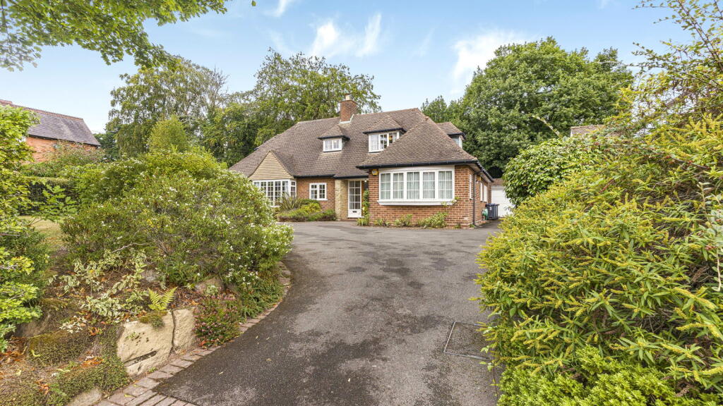 Barker Road, Four Oaks