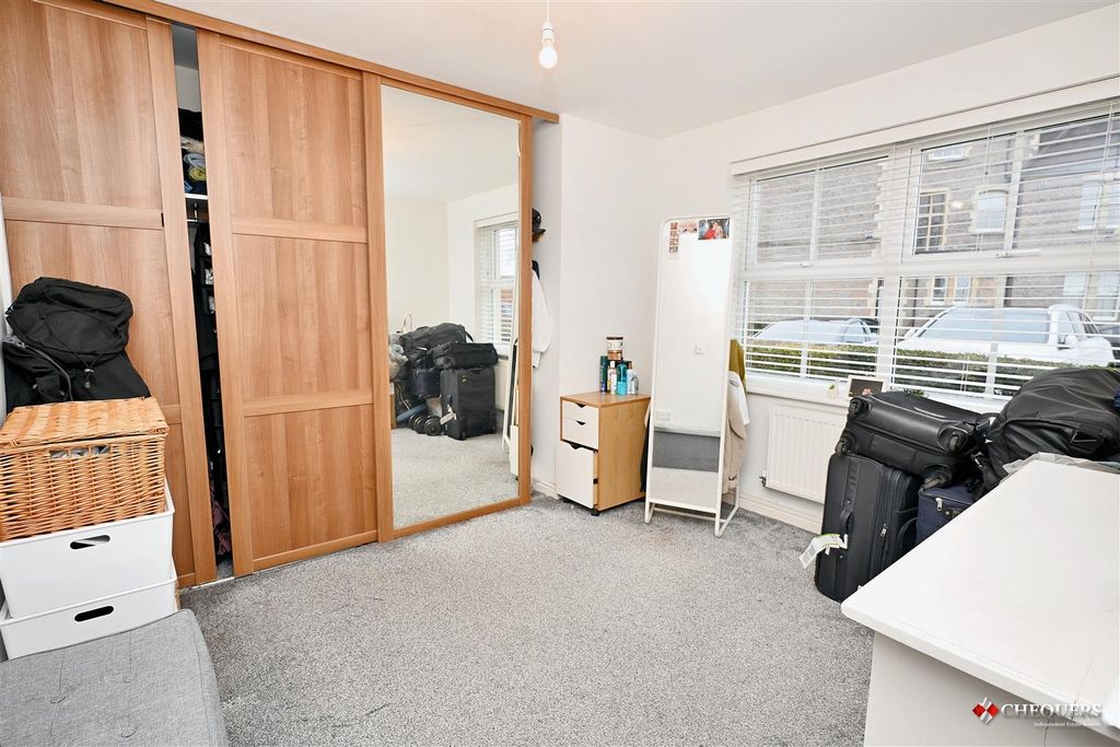 Additional image 9 of 2 bed flat for saleSherbourne Road, Basingstoke RG21