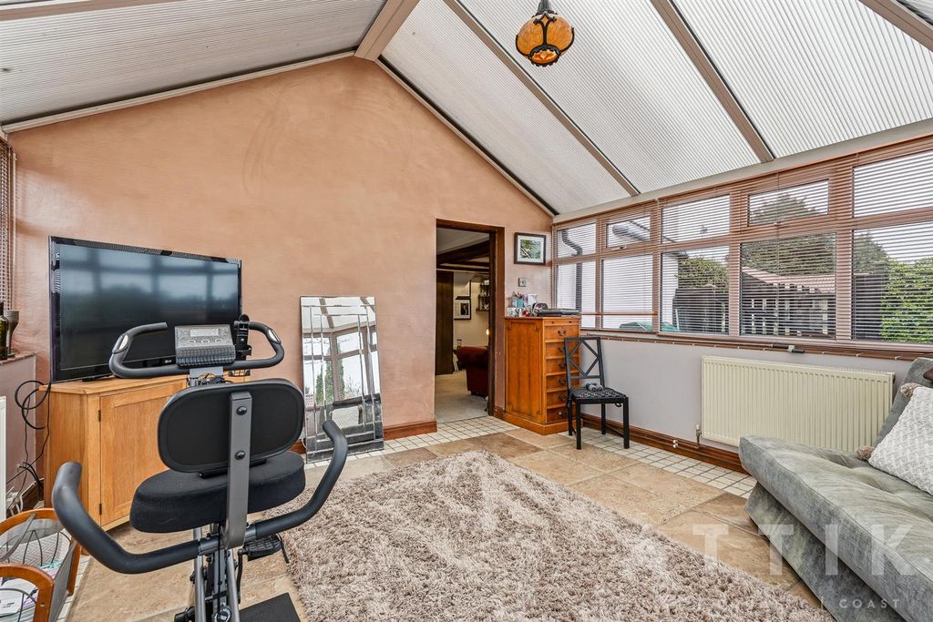 Additional image 27 of 5 bed equestrian for saleBarnaby Green, Wangford, Beccles NR34