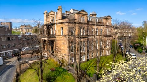 Cleveden Drive, Kelvinside G12