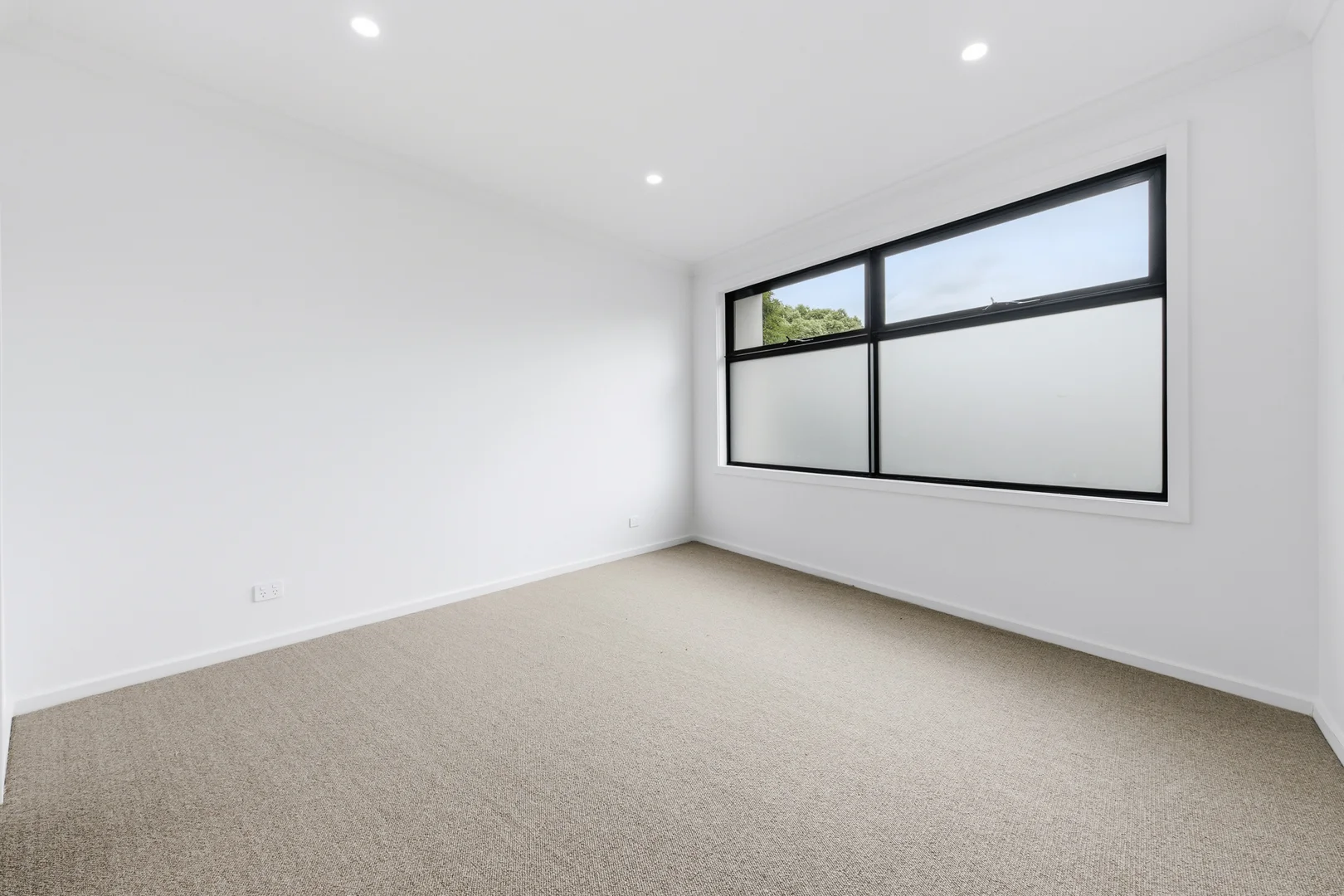 Additional image 8 of 2/1 Ivanhoe Street, Glen Waverley VIC 3150
