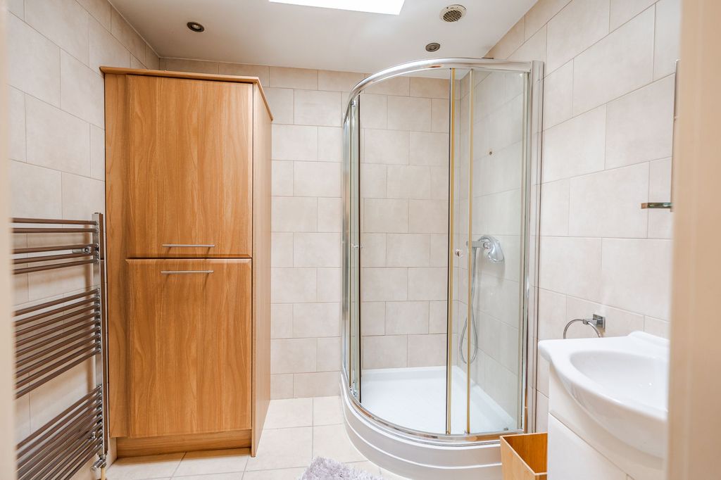 Additional image 31 of 6 bed detached house for saleLea Road, Batley WF17