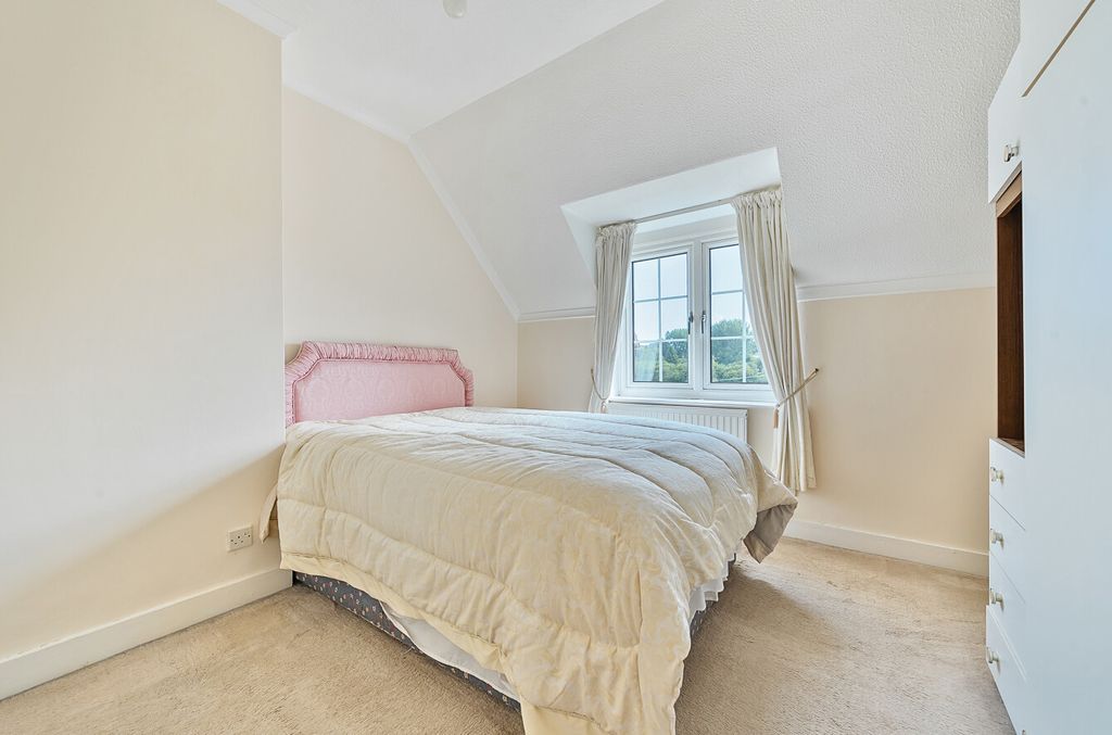 Additional image 6 of 3 bed semi-detached house for saleLadycroft, Alresford, Hampshire SO24