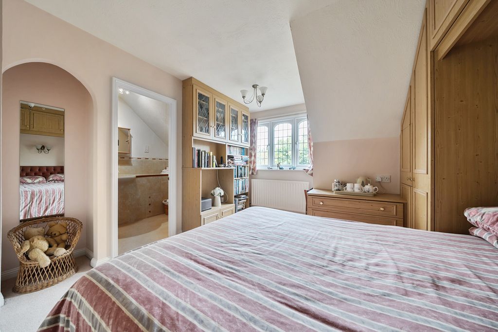 Additional image 21 of 6 bed detached house for saleFerguson Close, Bromley BR2