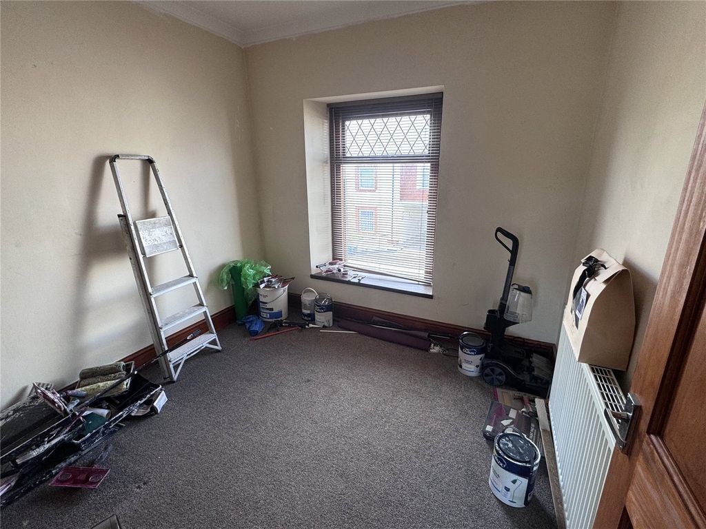 Additional image 8 of 2 bed flat for saleWind Street, Ammanford, Carmarthenshire SA18
