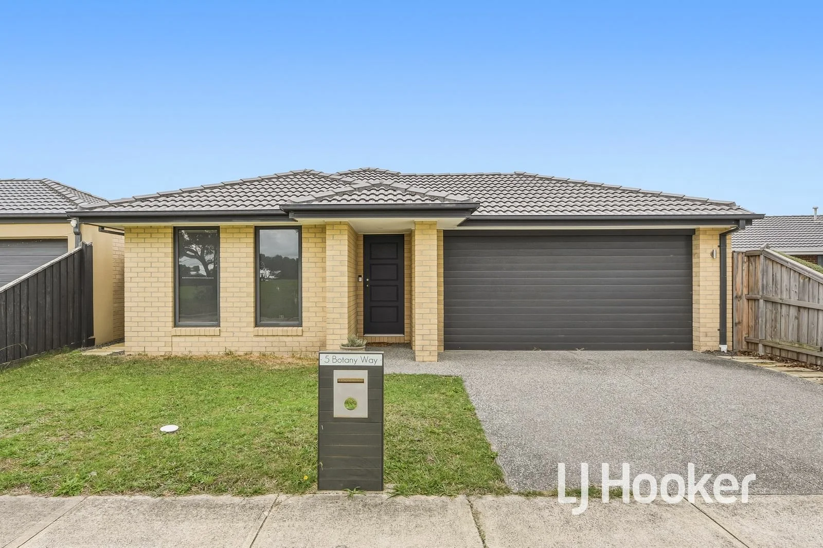 5 Botany Way, Pakenham VIC 3810