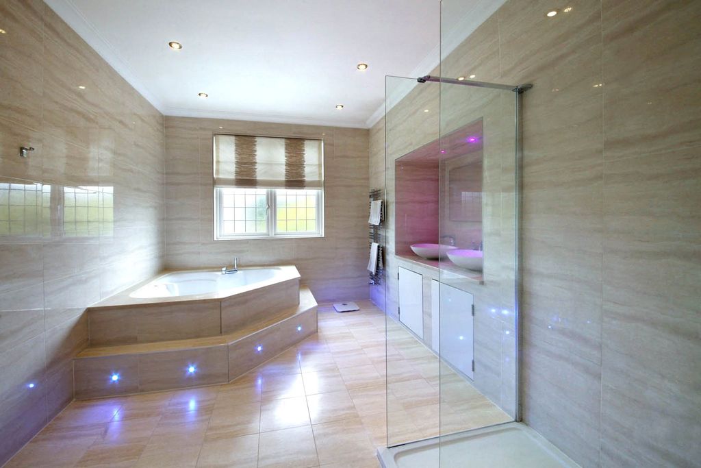 Additional image 8 of 7 bed detached house for salePenn Road, Beaconsfield, Buckinghamshire HP9