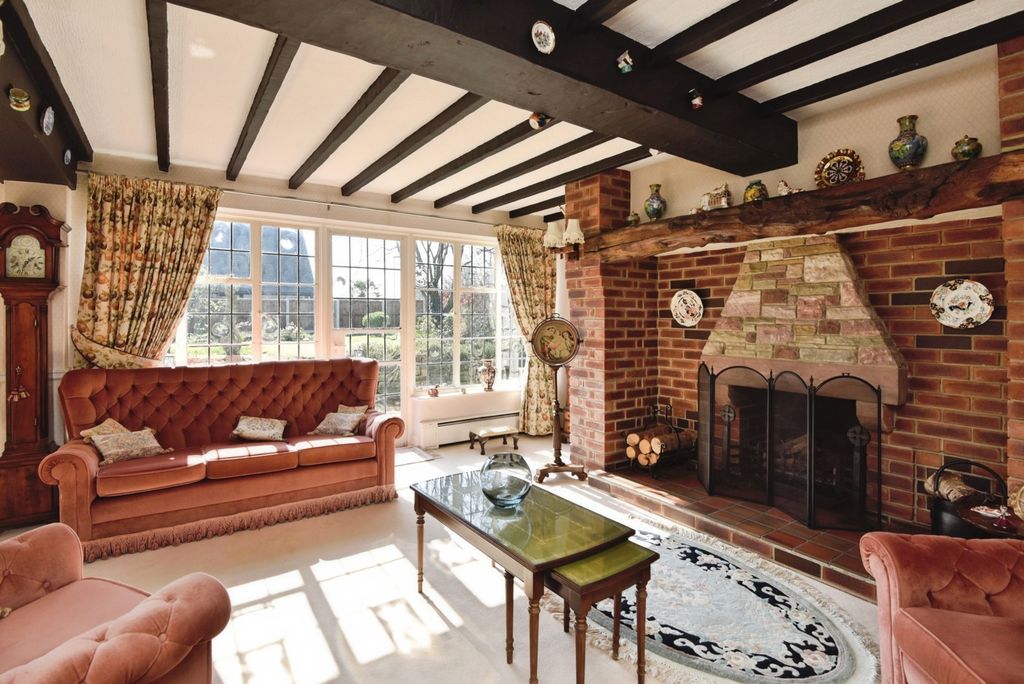 Additional image 5 of 4 bed detached house for saleSeabridge Lane, Newcastle, Staffordshire ST5