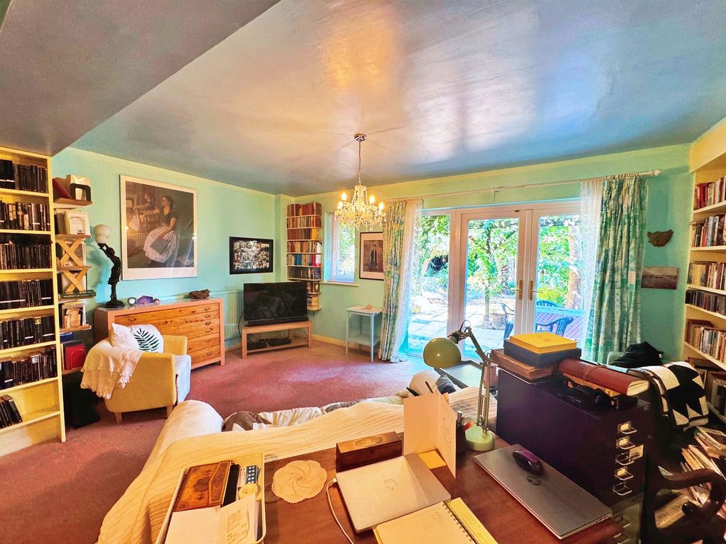Additional image 5 of 6 bed detached house for saleStein Road, Southbourne, Emsworth PO10
