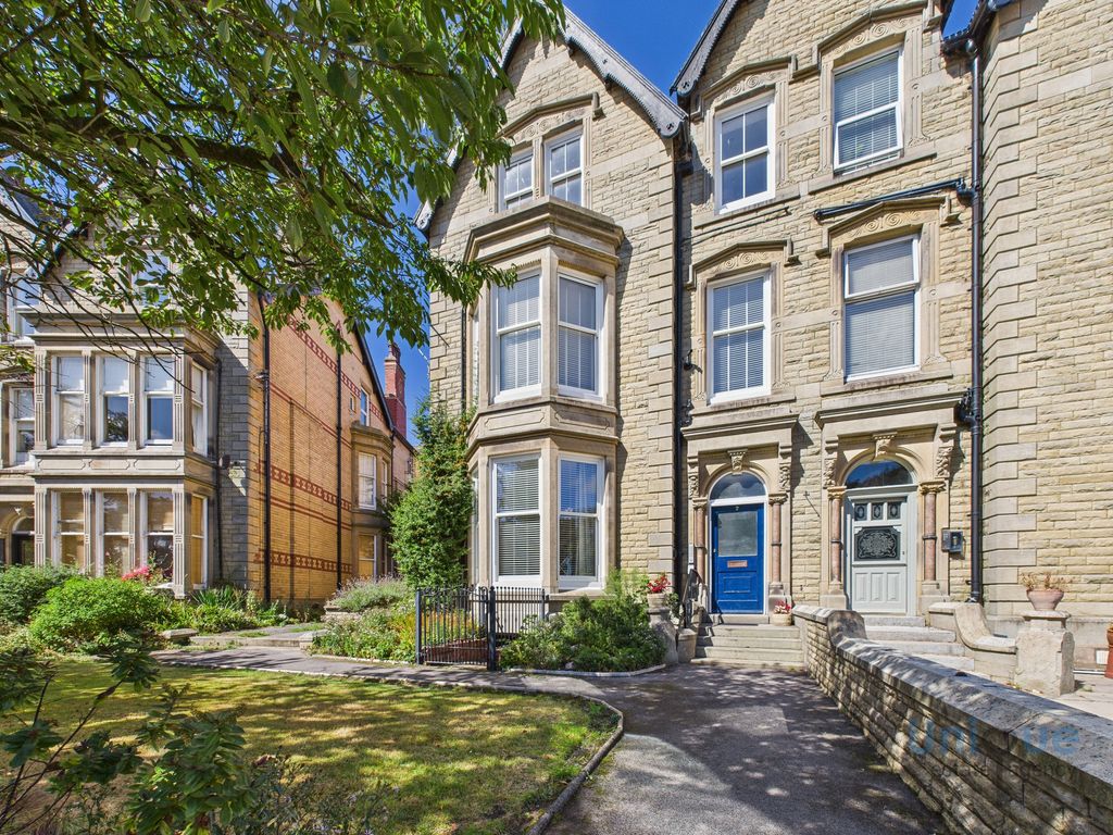 2 bed flat for sale2 St. Georges Square, Lytham St. Annes, Lytham St. Annes FY8