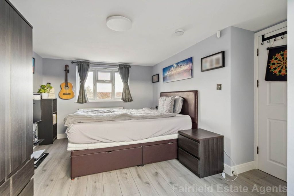 Additional image 10 of 4 bed semi-detached bungalow for saleSt. Georges Drive, Carpenders Park, Watford WD19