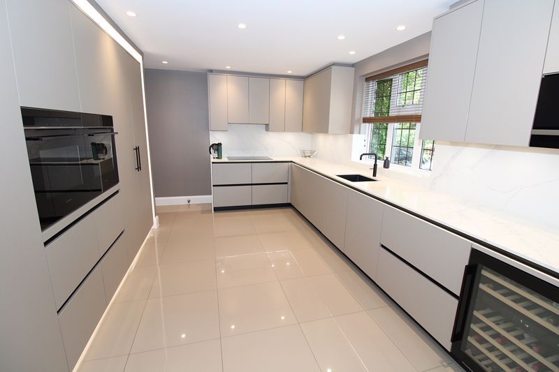 Additional image 7 of 4 bed detached house for saleColcokes Road, Banstead SM7