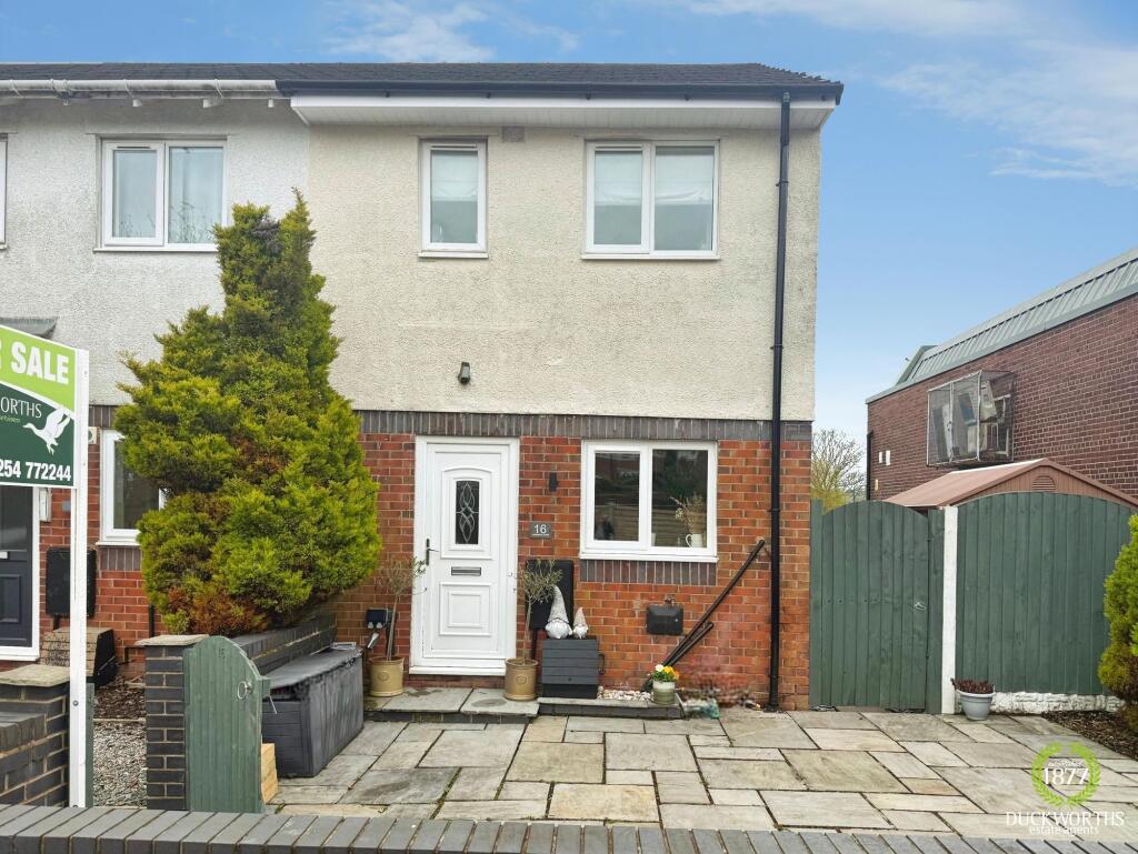 Laneshaw Close, Darwen, BB3