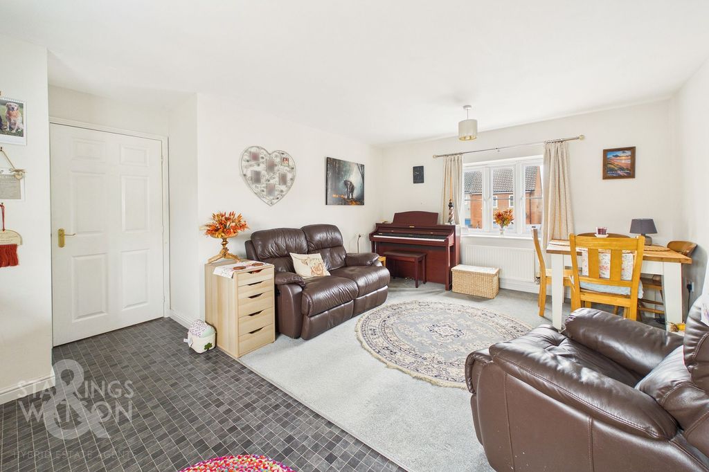 Additional image 6 of 2 bed flat for saleWashington Drive, Watton, Thetford IP25