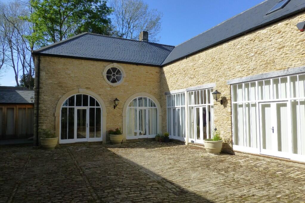 Fromefield, Frome, Somerset, BA11
