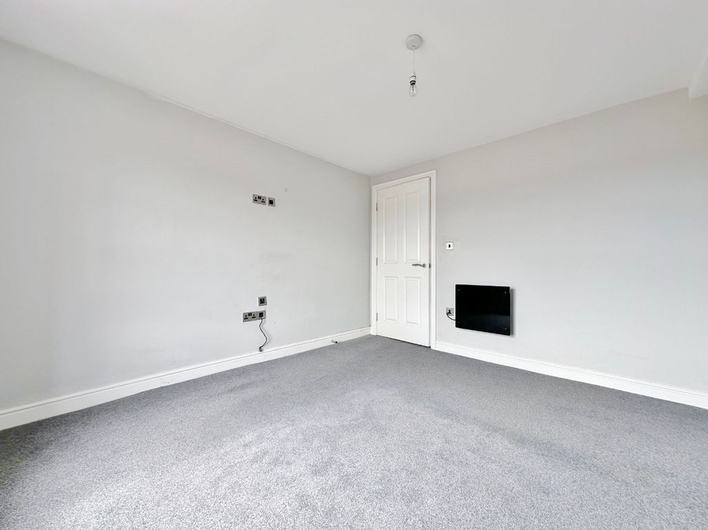 Additional image 10 of 2 bed flat for saleHamilton Square, Birkenhead CH41