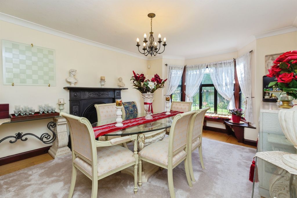 Additional image 3 of 4 bed detached house for saleParsons Lane, Bierton, Aylesbury HP22