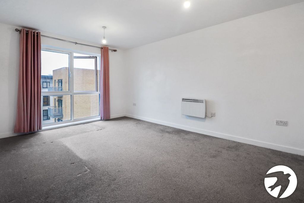 Additional image 3 of 2 bed flat for saleLittle Brights Road, Belvedere DA17
