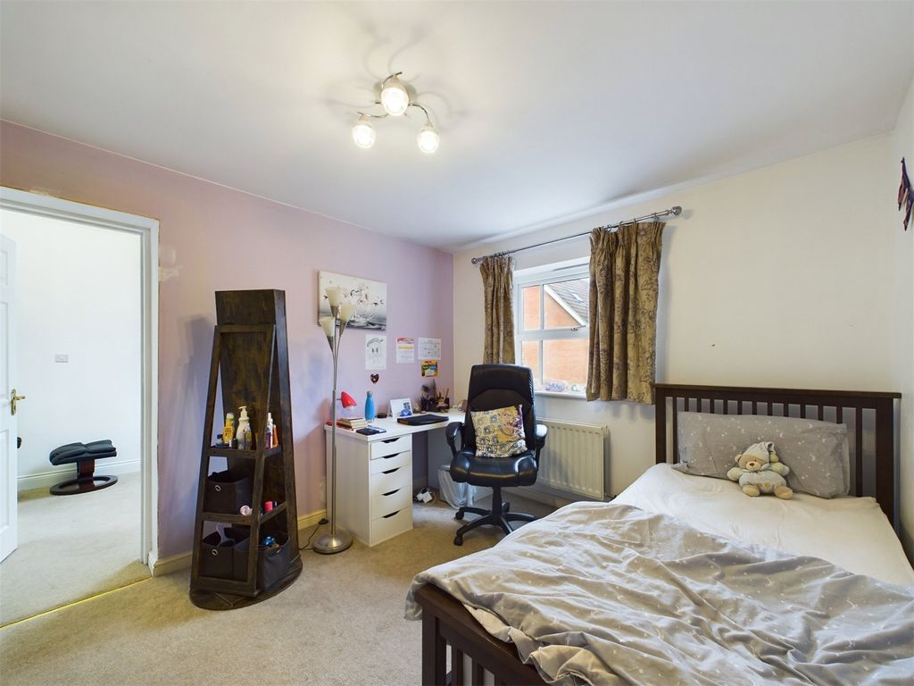Additional image 11 of 5 bed detached house for saleArbery Way, Arborfield, Berkshire RG2