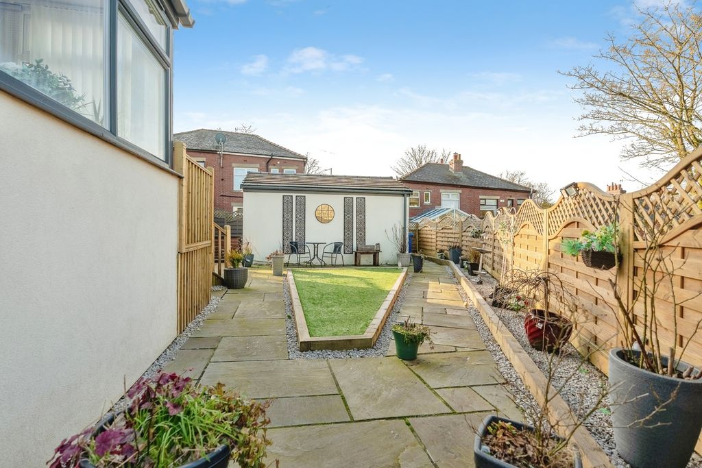 Additional image 26 of 5 bed bungalow for saleGlenborough Avenue, Bacup, Lancashire OL13