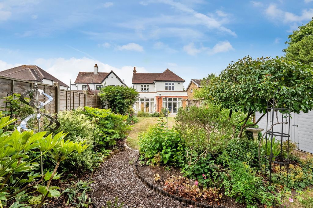 Additional image 20 of 4 bed detached house for saleAgates Lane, Ashtead KT21