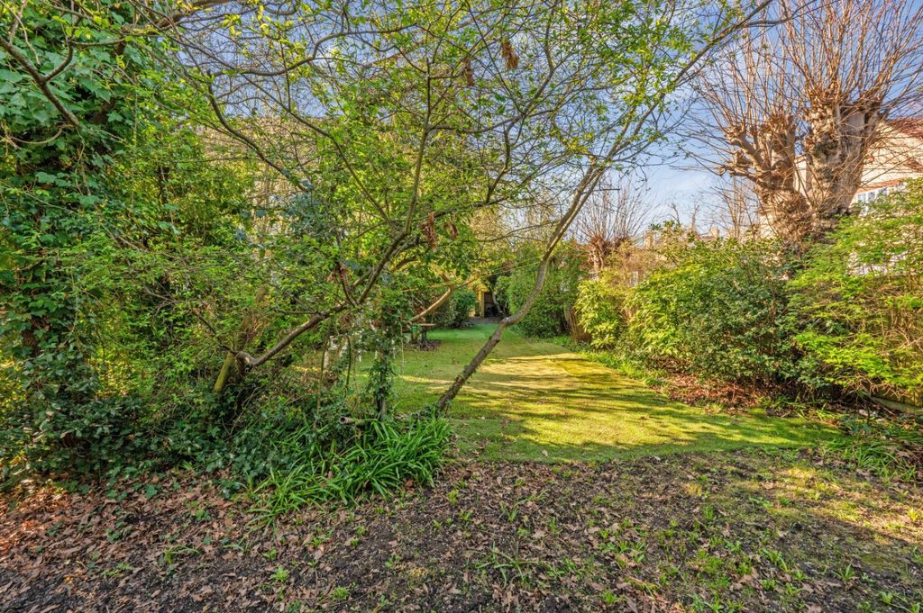 Additional image 4 of 3 bed flat for saleHayne Road, Beckenham BR3