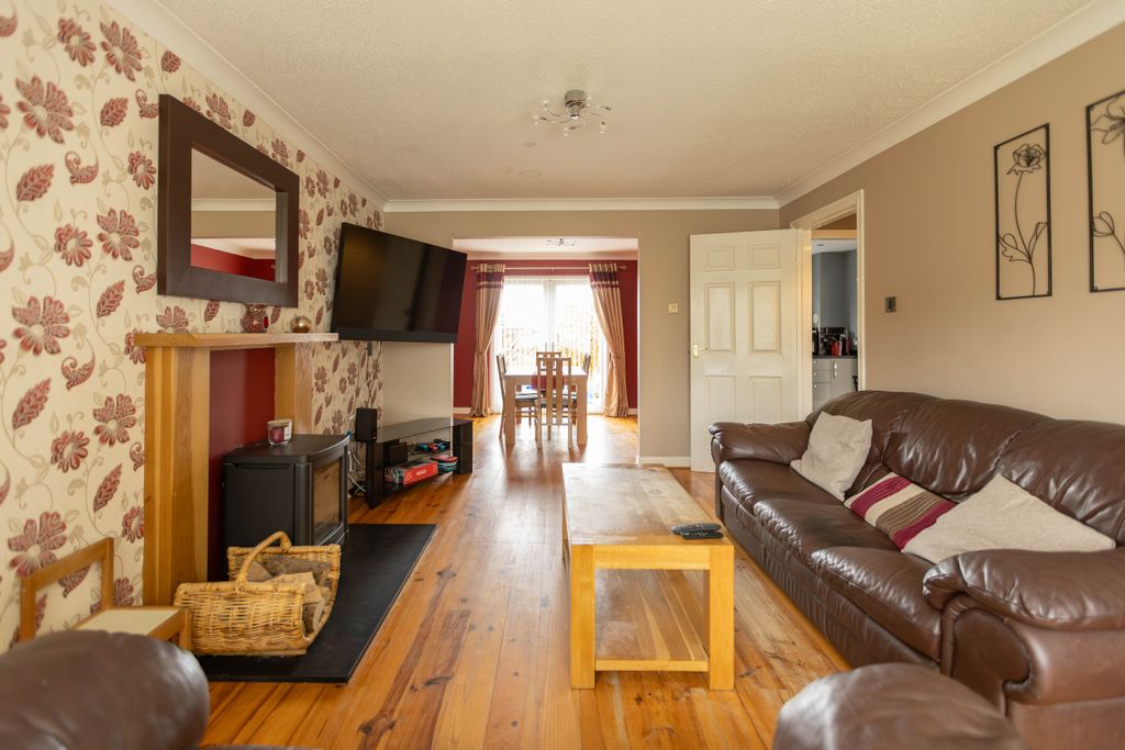 Additional image 4 of 3 bed detached house for saleSteading Drive, Alexandria G83