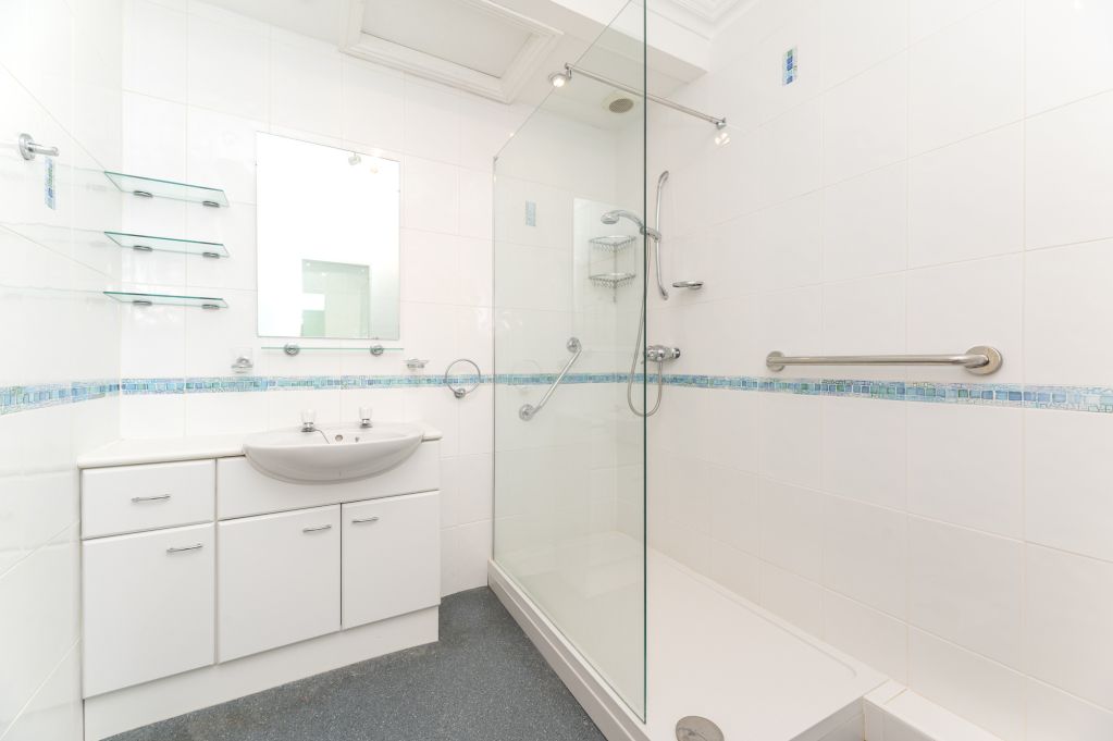 Additional image 17 of 4 bed flat for saleLady Lane, Bingley, West Yorkshire BD16