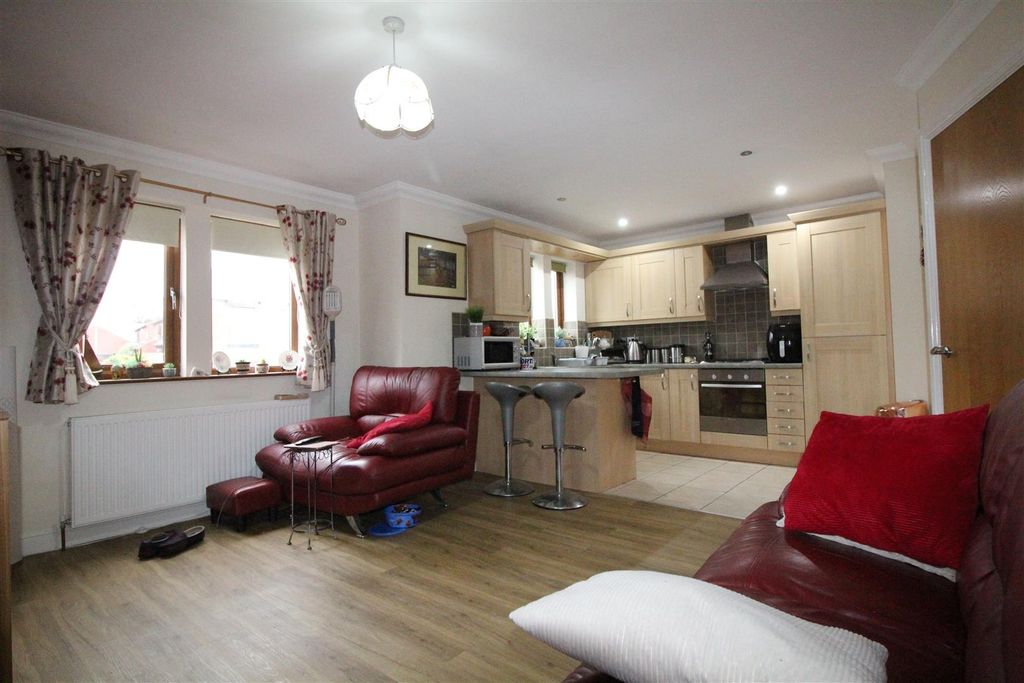 Additional image 10 of 3 bed flat for saleWillow Grove, Dodworth, Barnsley S75
