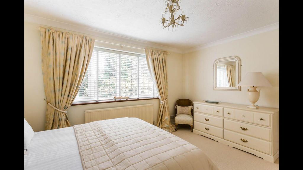 Additional image 19 of 4 bed detached house for saleHarriotts Lane, Ashtead KT21