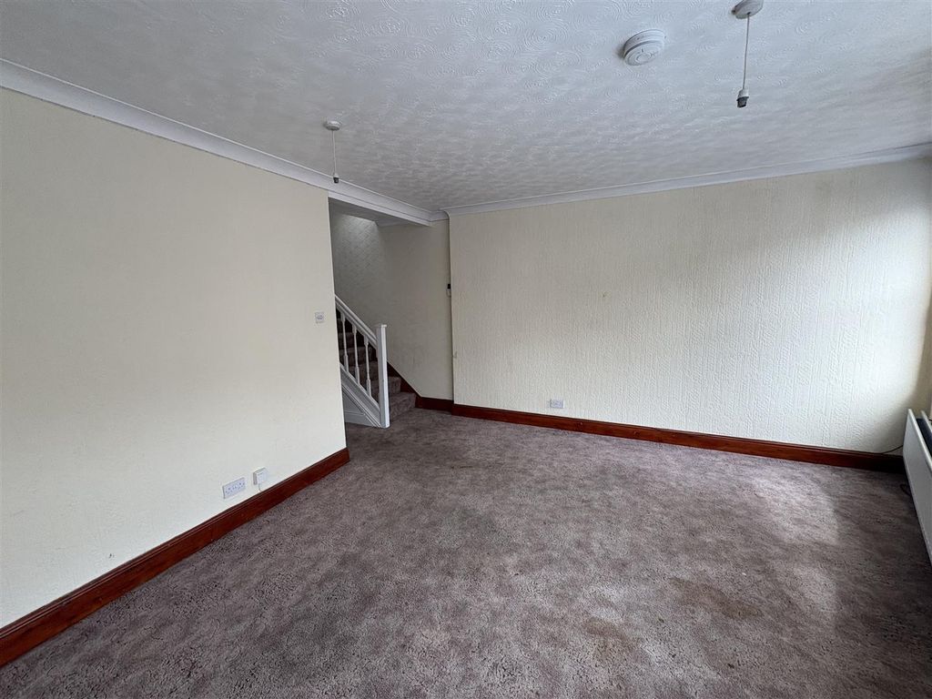 Additional image 13 of 2 bed flat for saleGreenfield Road, Colwyn Bay LL29