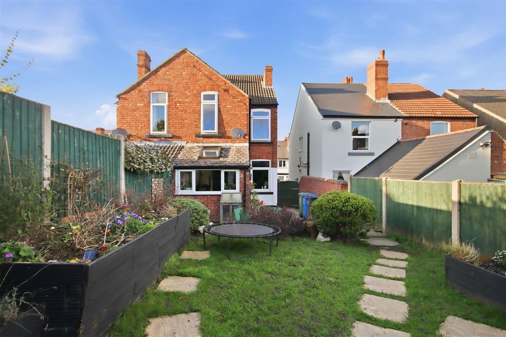Additional image 11 of 3 bed semi-detached house for saleGloucester Road, Chesterfield S41