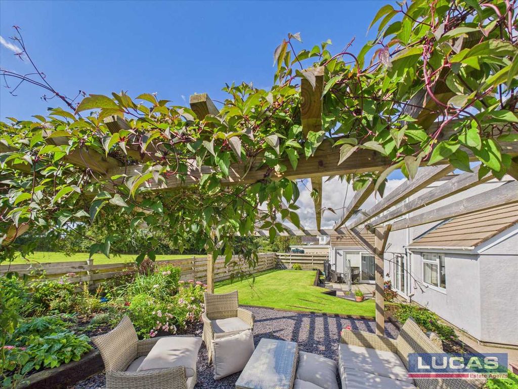 3 bed semi-detached house for saleDruid Road, Menai Bridge LL59
