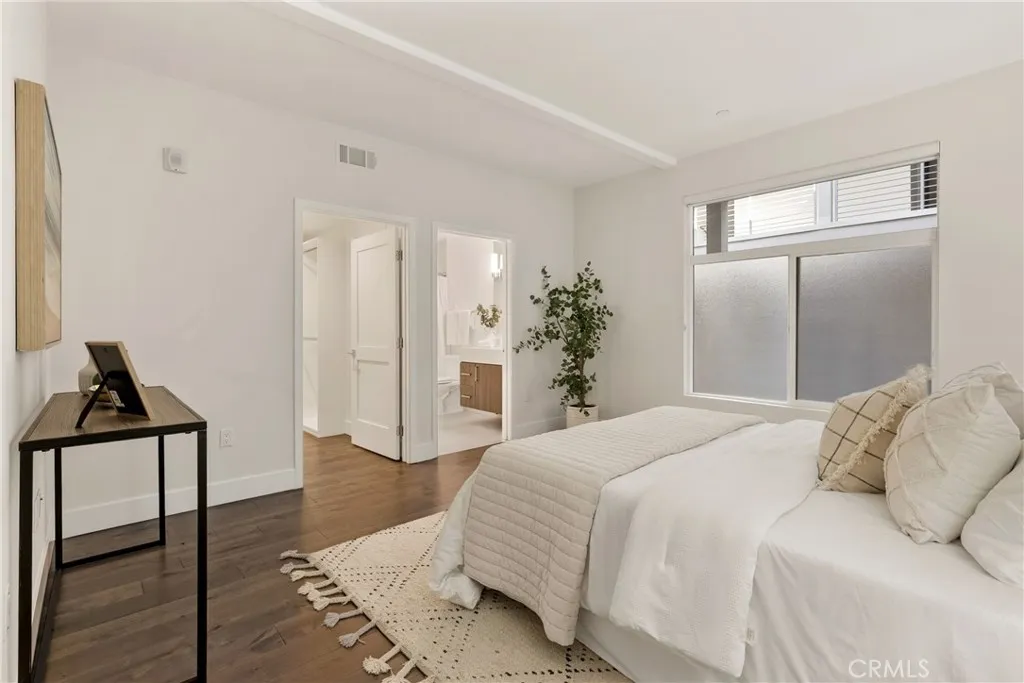 Additional image 23 of 3715 San Marino Street Unit 105, Los Angeles, CA 90019