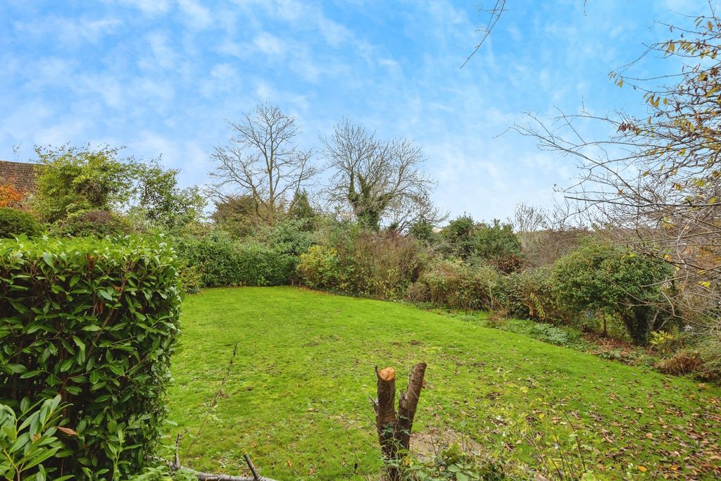 Additional image 10 of 7 bed detached house for saleCambridge Road, Aldershot, Hampshire GU11