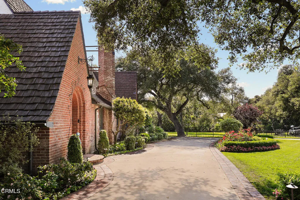 Additional image 79 of 555 Meadow Grove Street, La Canada Flintridge, CA 91011