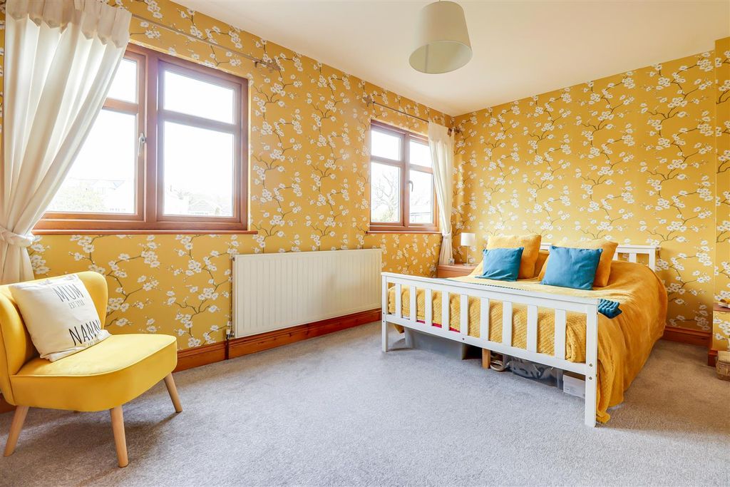 Additional image 22 of 3 bed detached house for saleHaresland Close, Benfleet SS7