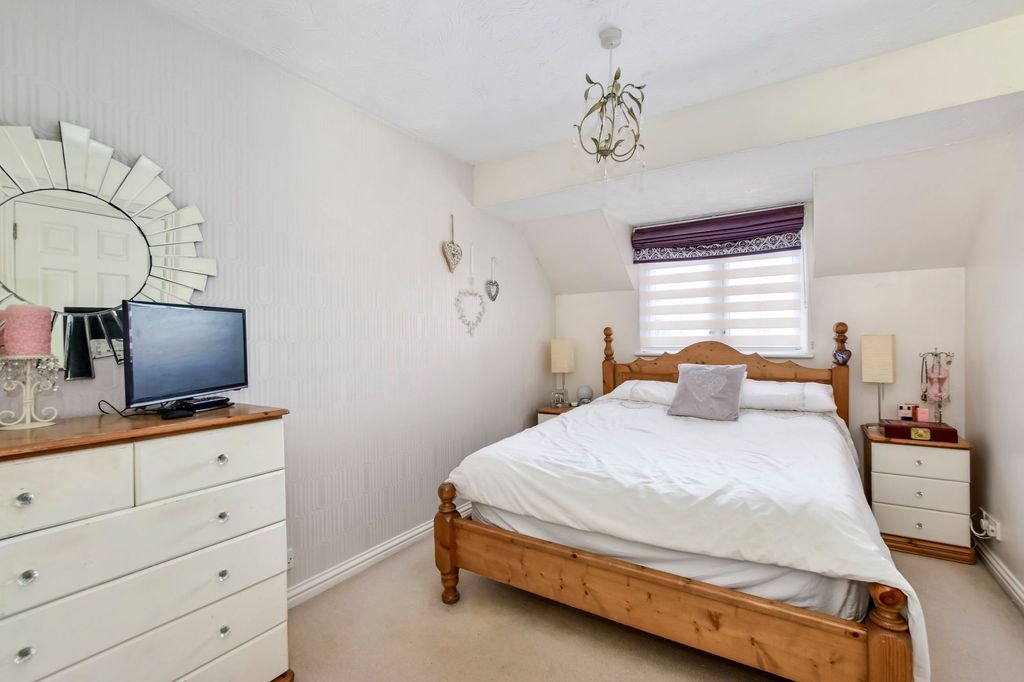Additional image 8 of 4 bed end terrace house for saleLapwing Way, Abbots Langley WD5